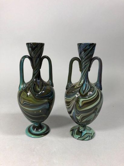 null Pair of amphora-shaped vases made of marmoreal glass. Probably Italian work...