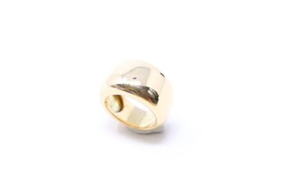 CARTIER CARTIER

18K (750) yellow gold ring, "New Wave" model. 

1997.

Signed CARTIER...