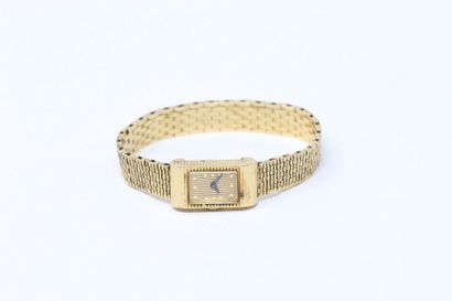 BOUCHERON BOUCHERON

Ladies' wristwatch in 18K gold (750). Case with a sliding clasp...
