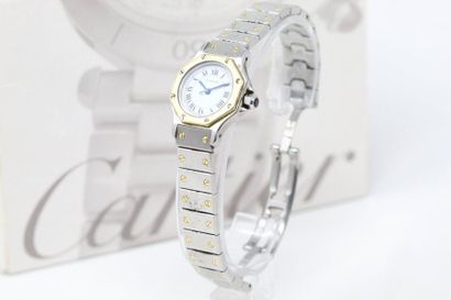 CARTIER CARTIER

Santos

No. 090721054

Montre bracelet de dame en acier et or 18K...