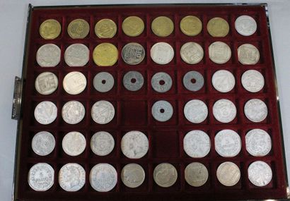 null Coin set : 

- antiques: mainly bronze 

- French from the 18th to the 20th...