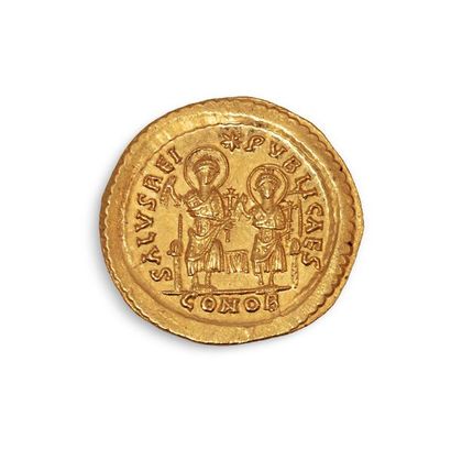 null THEODOSE II

Solidus gold. Constantinople. 

Reverse: Salus Rei Publicae

APC...