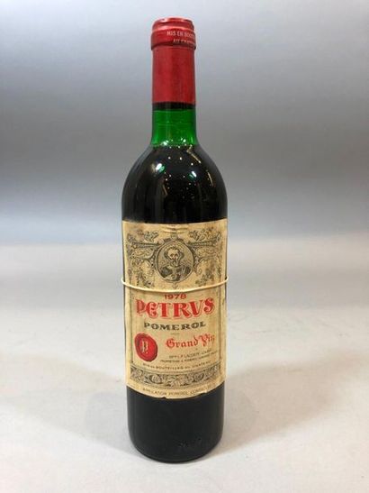 null 1 bouteille CHATEAU PETRUS, Pomerol 1978
Etiquette decollée, (elt, TLB)