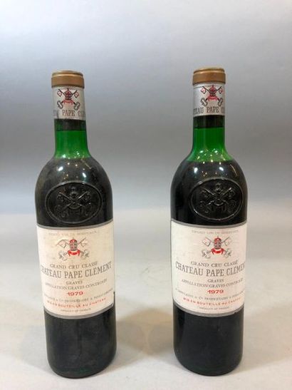 null 2 bouteilles CHATEAU CLEMENT, Pessac-Léognan 1979

(es,ela,1LB, 1 caps ab)