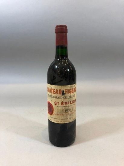 null 1 bouteille CHATEAU FIGEAC, 1° Granc Cru ST-Emilion 1986

(ela,elt)