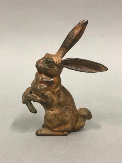null CHENET Pierre, 20th century,

Standing hare, bronze with green and shaded ochre...