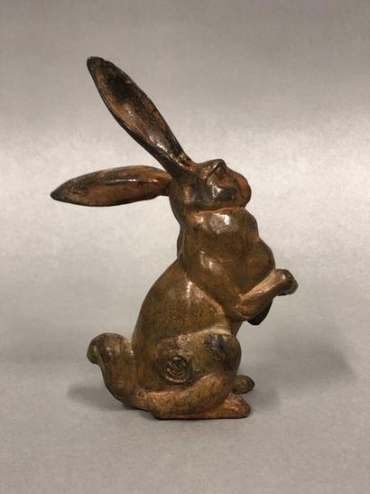 null CHENET Pierre, 20th century,

Standing hare, bronze with green and shaded ochre...