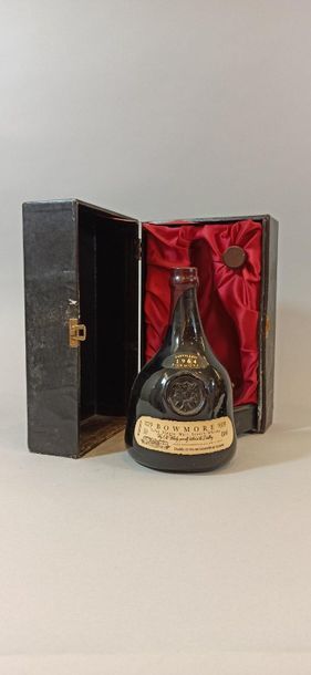 null 1 bottle SCOTCH WHISKY "Yslay Single Malt", Bowmore 1964, ("Bicentenary" box...