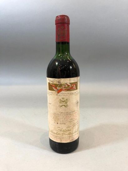 null 1 bouteille CHATEAU MOUTON-ROTHSCHILD, 1er cru, Pauillac 1960

(els, etlt,M...