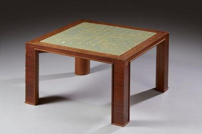 null Jacques ADNET & Jacques LENOBLE (in the taste of)

Rosewood veneer coffee table...