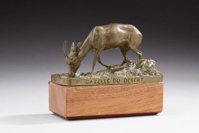 null MÊNE Pierre Jules, 1810-1879

Desert gazelle drinking

bronze with medal patina...