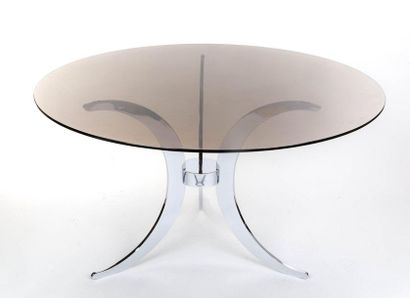 null RINALDI Gastone (XXe)

Table de séjour ronde, chrome et verre fumé 

Haut. 73...