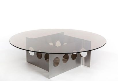 null FRENCH WORK

Stainless steel and round smoked glass coffee table, circa 1970

Height...