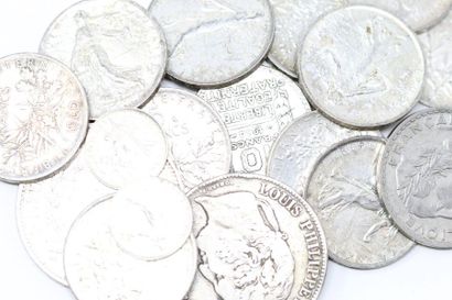 Lot of silver coins composed of : 

- 10...