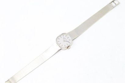 ZENITH ZENITH
Montre bracelet de dame en or gris 18k (750), cadran carré à index...