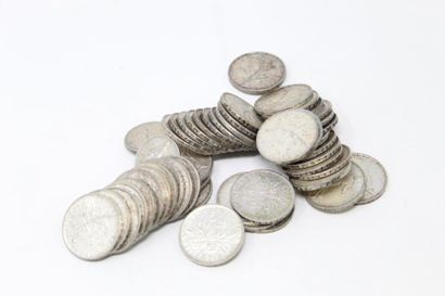 null Ensemble de pièces en argent de type Semeuse :

1 franc (x3) et 5 francs (x46)

Poids...