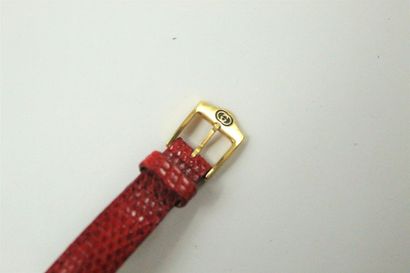 GUCCI GUCCI 

Montre bracelet de dame, boîtier rond en or jaune 18K (750), cadran...