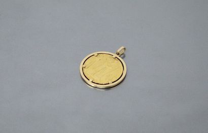 null 100 franc gold Genie 1904 A coin (Paris workshop), mounted as a pendant on an...