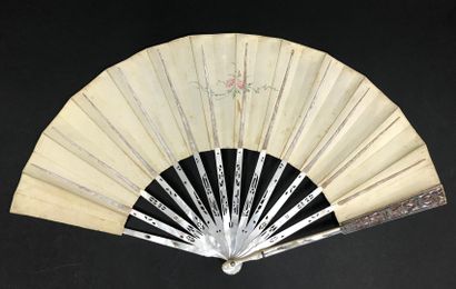 null The sacrifice, circa 1780

Folded fan, the sheet of skin, mounted in the English...