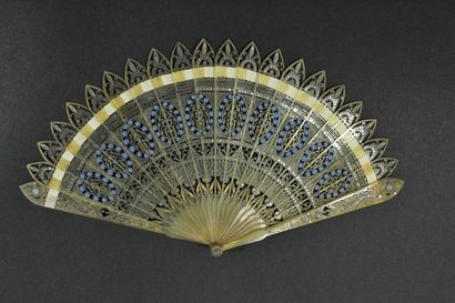 null Two fans, circa 1820

*One of the broken horn type with golden foliage decoration...