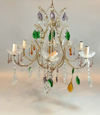 null Two coloured chandeliers with 6 light arms for one and the other with 9 light...