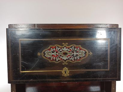 null Liquor box in blackened wood with tortoiseshell inlaid decoration and brass...