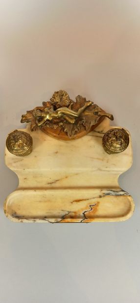 null GARNIER 

"Young woman languished." 

Inkwell in gilt bronze on white marble...