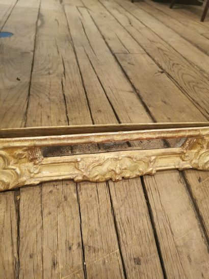 null Set of three mirrors 

gilded wood

Accidents and misses