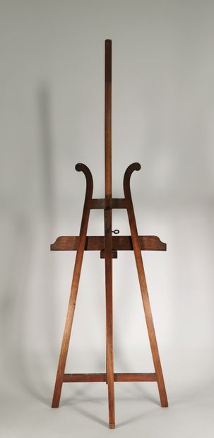 null Chevalet en bois.

XIXème siècle

H.: 92 cm