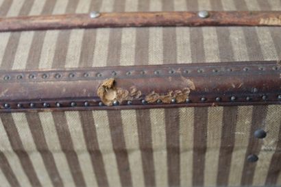 null Doll's travel trunk, wooden case covered with striped fabric, leather side handles,...