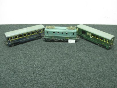 null "O" Hornby Lot de matériel feroviaire, comprenant Motrice BB8051, voiture CIWL...