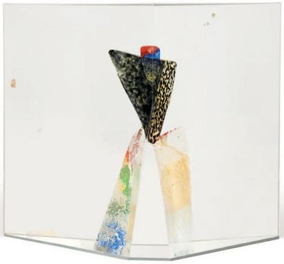 ZORITCHAK Yan (né en 1944) "Messager de l'Espace" Sculpture en verre fusionné, forme...