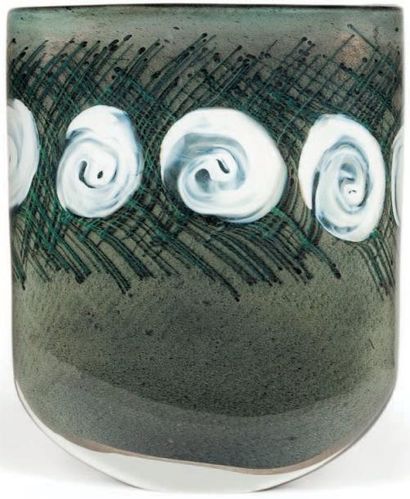 BEGOU Alain et Maryse (né en 1945) Vase en verre soufflé rectangulaire aplati, de...