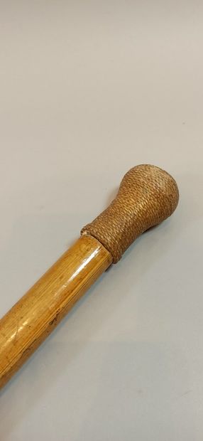 Canne en bambou, 
Long.: 88 cm