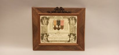 null Set of 6 framed diplomas and patents containing decorations:

- Diploma Death...