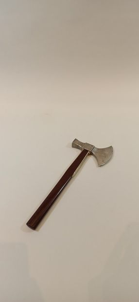  Italian boat opening axe, mahogany handle and silver pellet,1930. 
Length: 32 c...