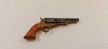Black powder revolver CAL 38 Model Colt NAVY...