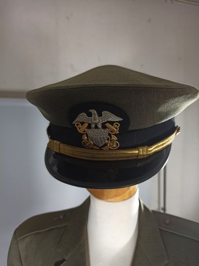 null Set of 2 US Navy uniform jackets and headgear: one for summer outfit in beige...