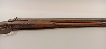 null 19th century shotgun with two barrels percussion in table, signed rear lock...