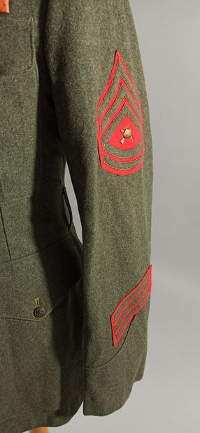 null U.S.M.C. Sergeant's Exit Uniform consisting of: a Forest Green woollen sheet...