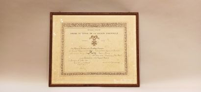 null 3 brevets de chevalier de la Légion d'Honneur remis à un capitaine de l'Ecole...
