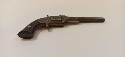 null Annular percussion revolver with a breakage mechanism 

CAL 32. Manufacture...