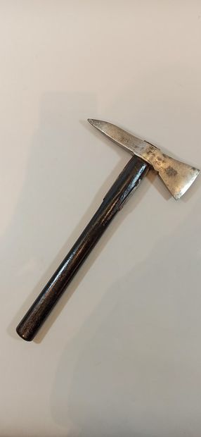  British Army regulation axe. 
Length: 36 cm