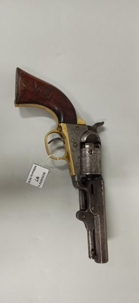 null Black powder revolver CAL 32 model BABY DRAGOON

Made by COLT, barrel marked:...