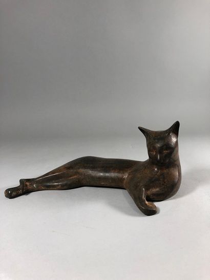 null CHENET Pierre, XXe siècle

Chat couché

bronze à patine brun roux nuancé, cachet...