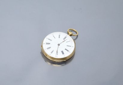 null Gusset watch in 18k (750) yellow gold white enamelled dial with Roman and Arabic...