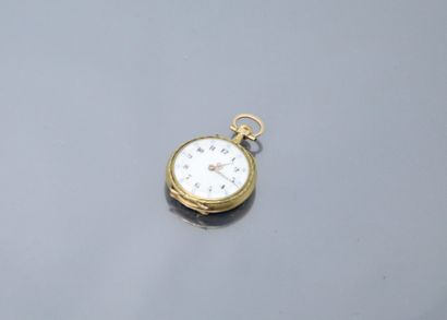 null Montre de col en or jaune 18k (750), cadran émaillé à chiffres arabes pour les...