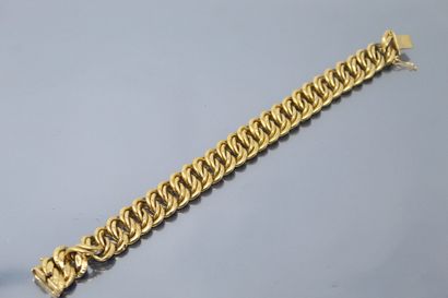 null 18k (750) yellow gold bracelet with american mesh.

Wrist circumference: 21...