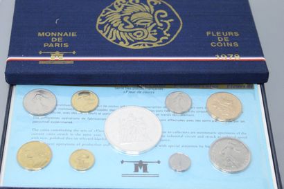 null BETTING CURRENCY

4 corner flower boxes 1975 - 1976 - 1977 - 1978. Enclosed...