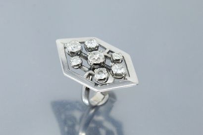 Ring in 18k (750) white gold and platinum...